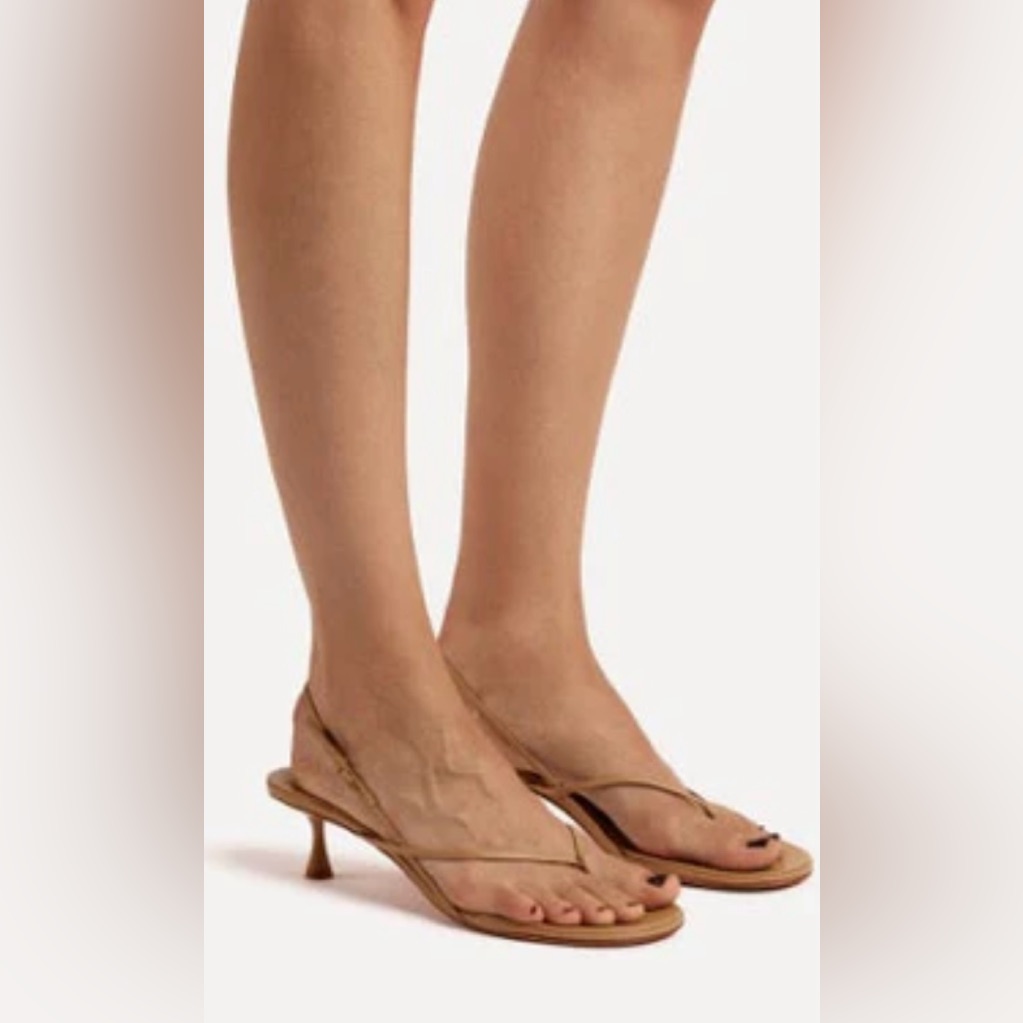 Studio Amelia Wishbone 50 Heel Womens